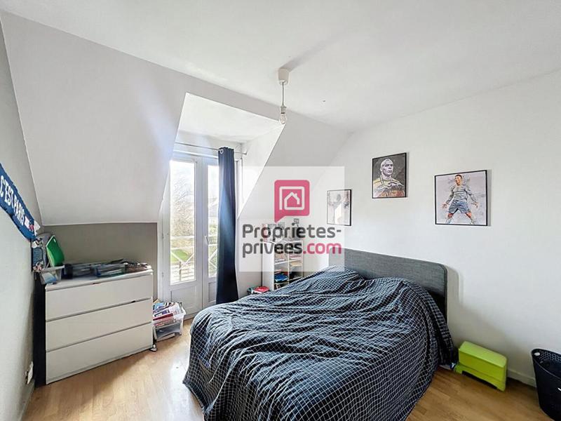 Maison - 170 m² - 9 pièces