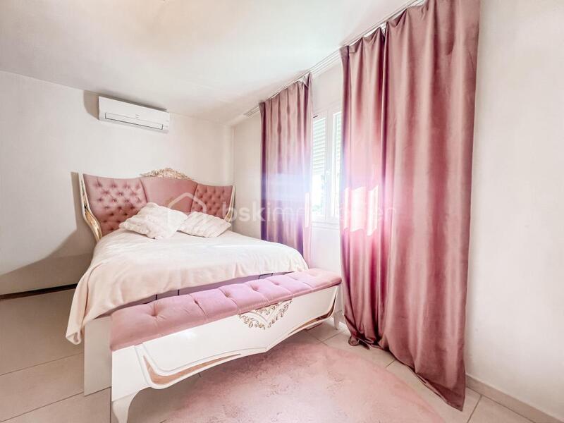 Maison - 113 m² - 5 pièces