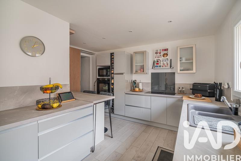 Maison - 137 m² - 6 pièces