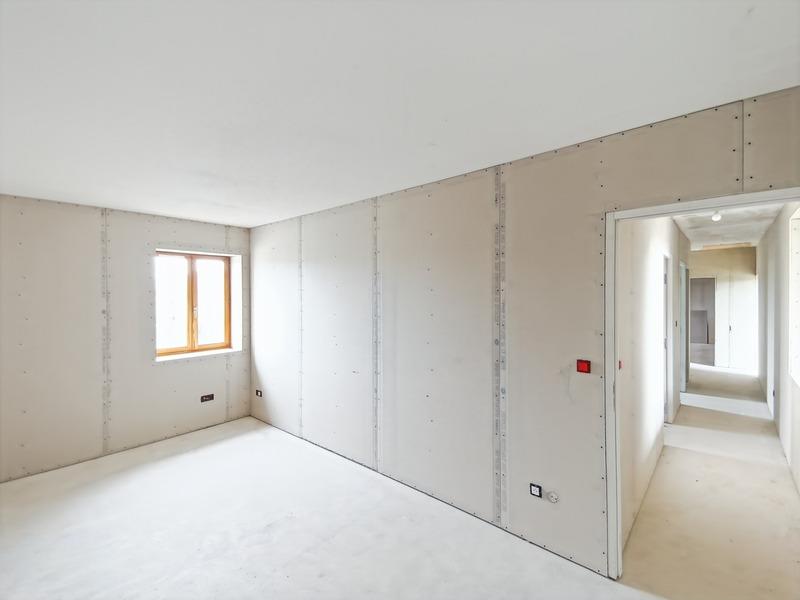 Appartement ancien - 160 m² - 5 pièces