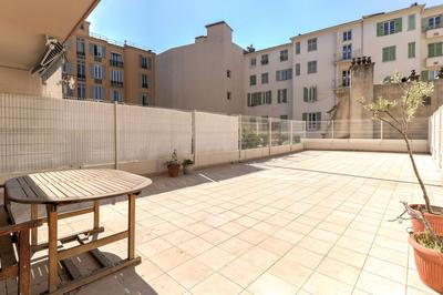 Appartement - 80 m² - 3 pièces