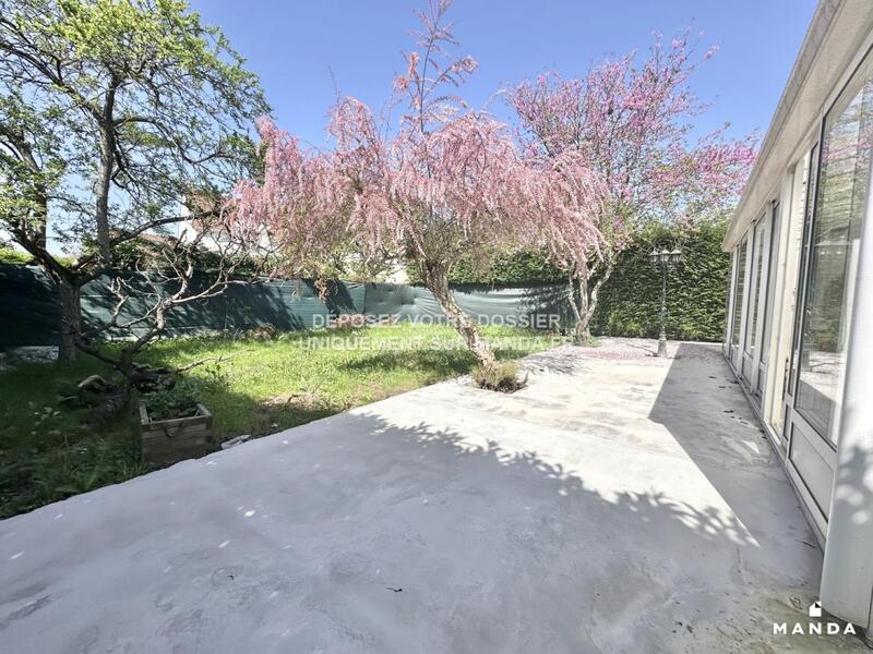 Appartement - 120 m² - 5 pièces