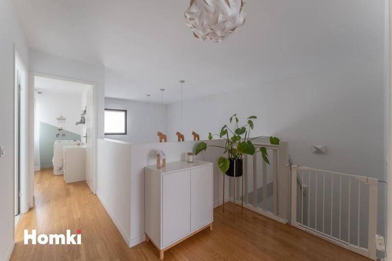 Maison - 84 m² - 4 pièces