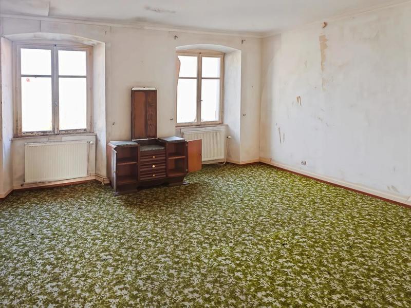 Maison - 300 m² - 10 pièces