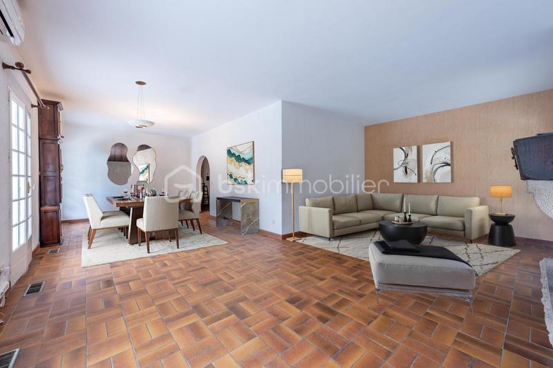 Demeure - 186 m² - 6 pièces