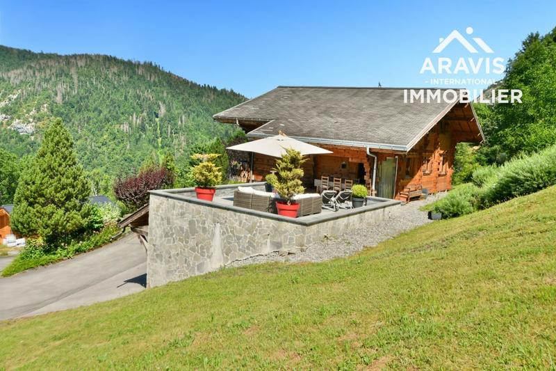 Châlet - 200 m² - 6 pièces