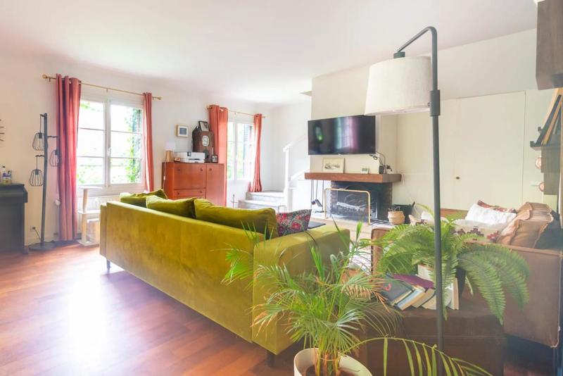 Maison - 180 m² - 7 pièces