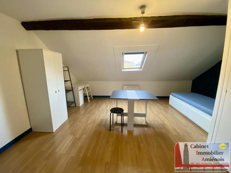 Studio - 15 m² - 1 pièce
