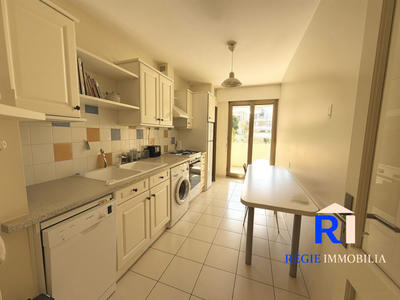 Appartement - 84 m² - 3 pièces