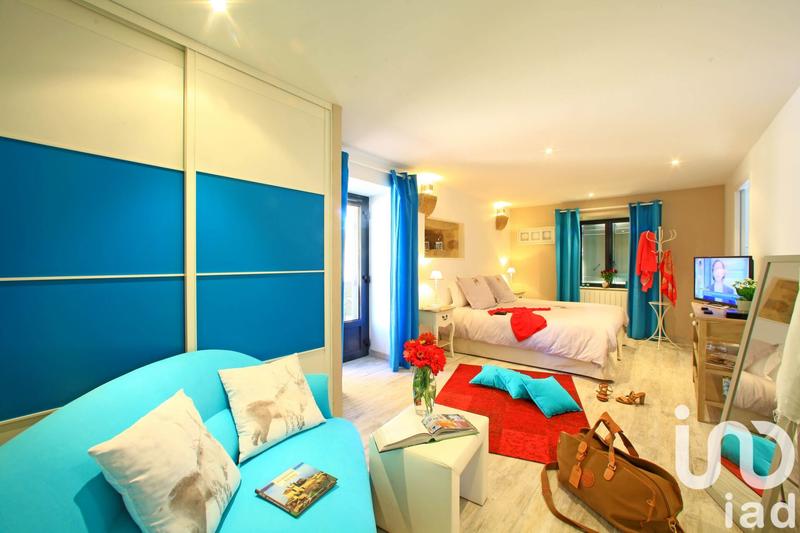 Maison - 760 m² - 21 pièces