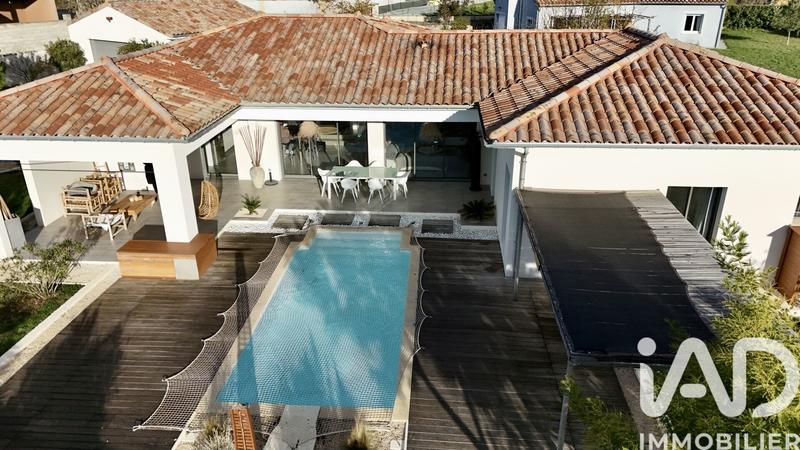 Maison - 145 m² - 5 pièces