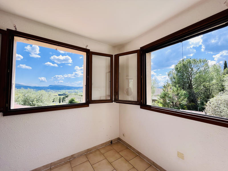 Maison - 85 m² - 5 pièces