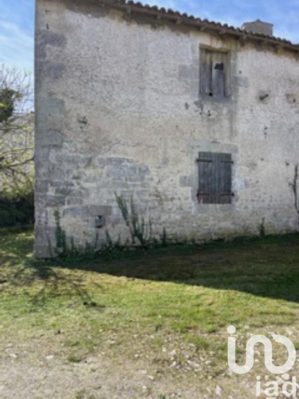 Maison de village - 110 m² - 1 pièce