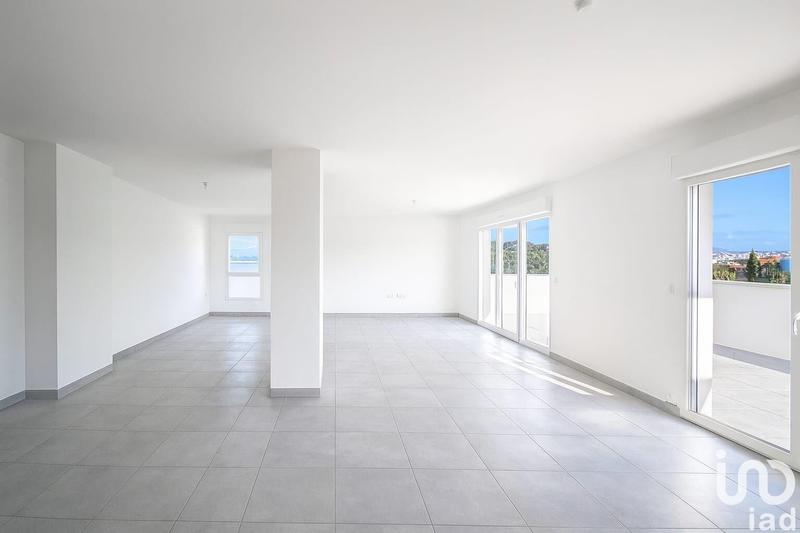 Appartement - 133 m² - 5 pièces