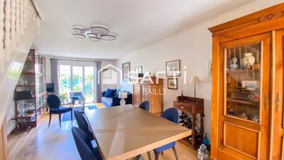 Maison - 135 m² - 7 pièces