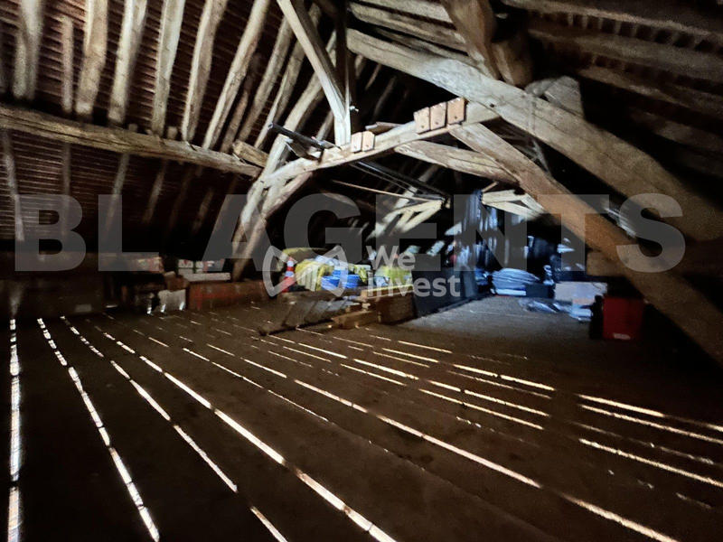 Maison - 100 m² - 1 pièce