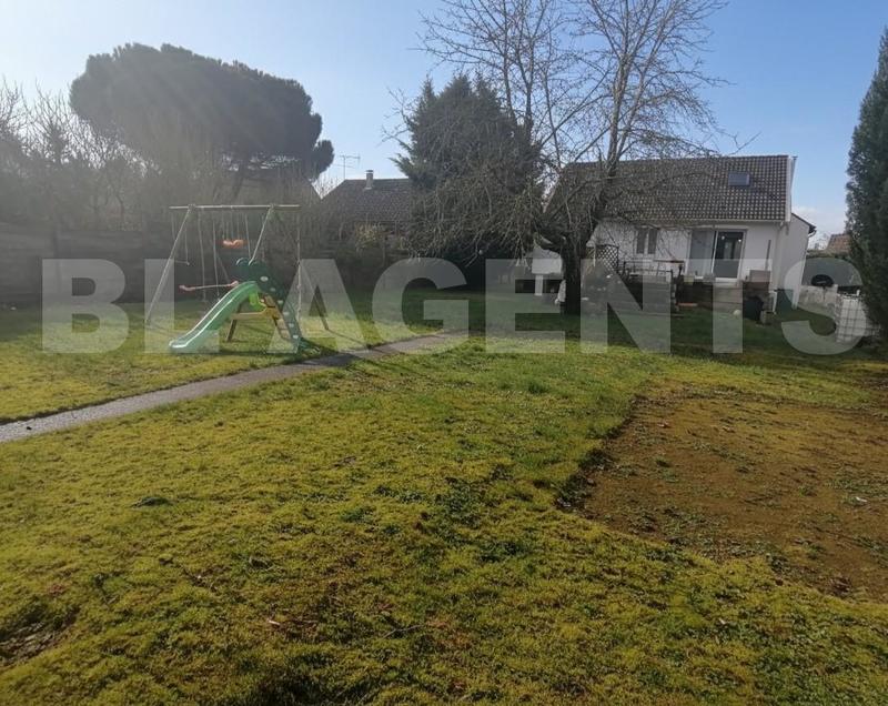 Pavillon - 120 m² - 6 pièces