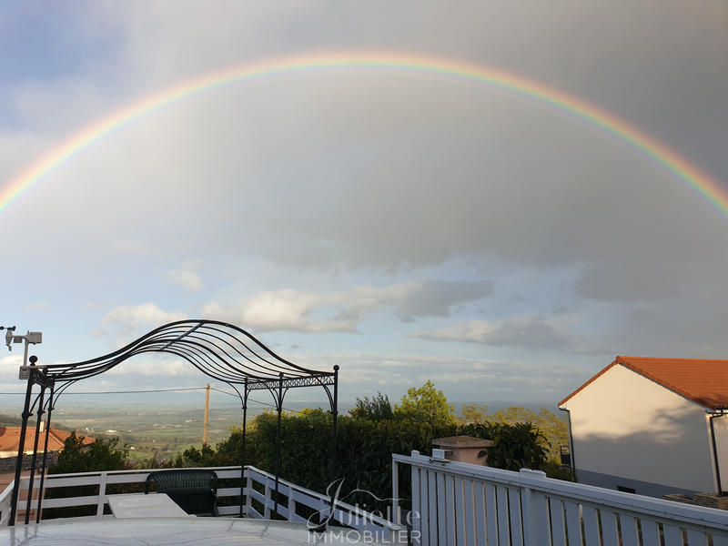 Maison - 180 m² - 5 pièces