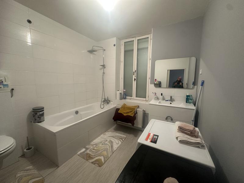 Maison - 85 m² - 7 pièces