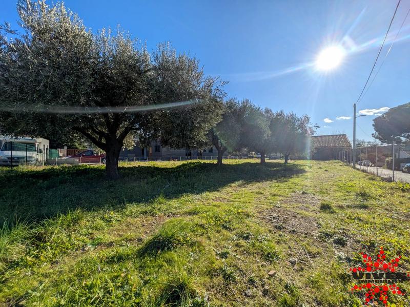 Terrain constructible - 561 m²