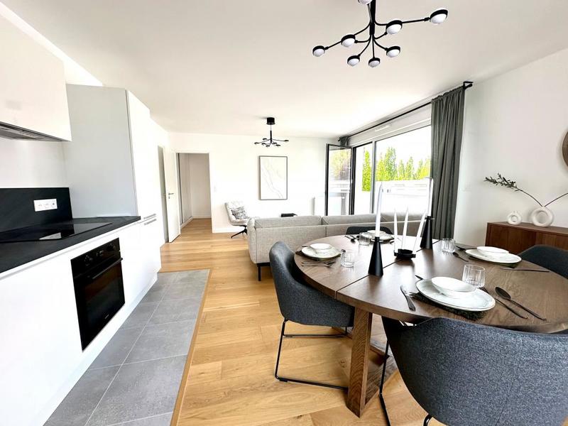 Appartement - 108 m² - 5 pièces