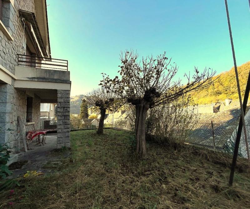 Maison de village - 212 m² - 8 pièces