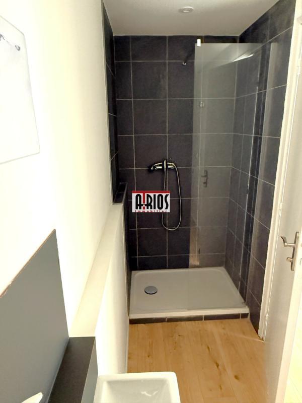 Local d'activité / Entrepôt - 285 m²