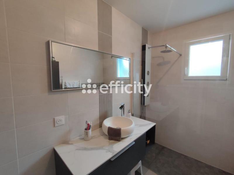 Maison - 146 m² - 7 pièces