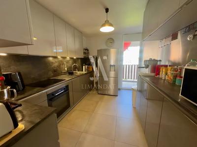 Appartement - 71 m² - 3 pièces