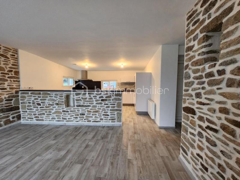 Maison en pierre - 160 m² - 6 pièces