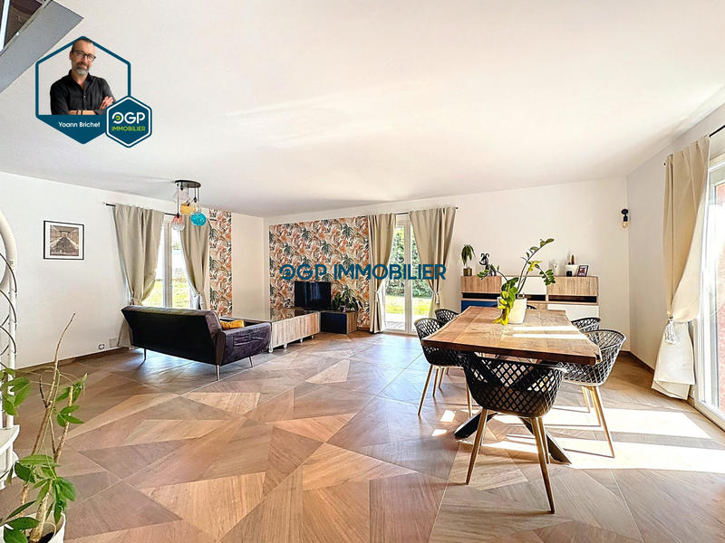 Maison - 175 m² - 6 pièces