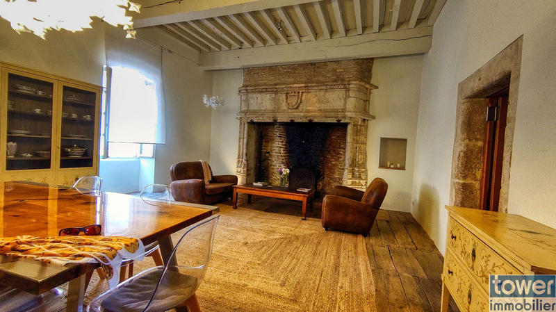 Maison de village - 280 m² - 8 pièces