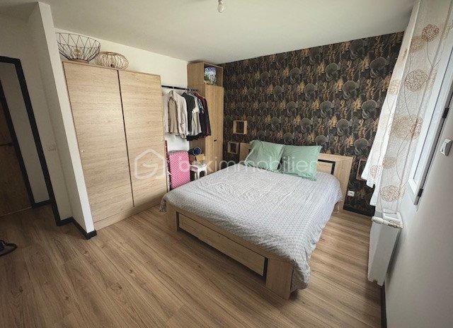 Maison - 94 m² - 5 pièces