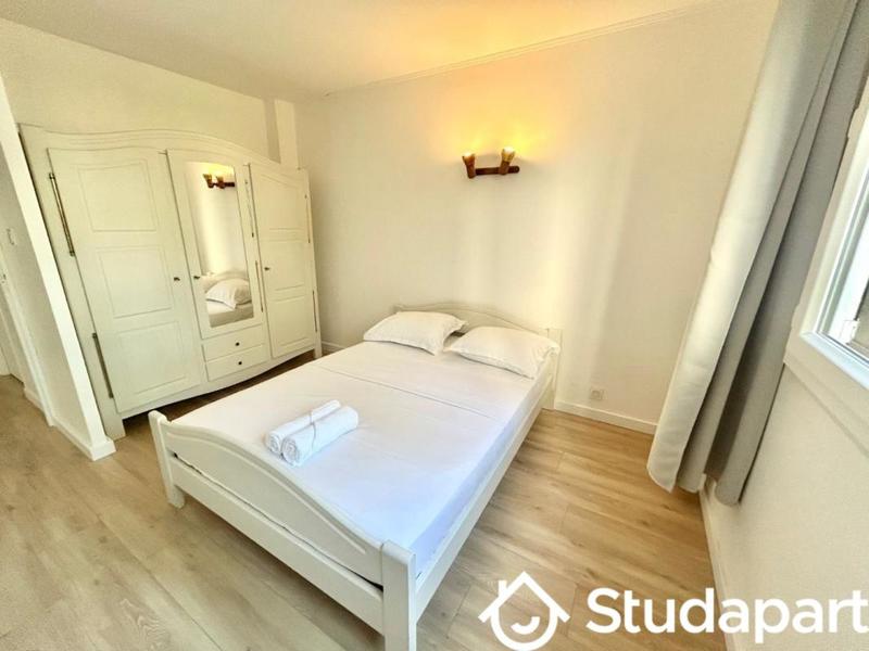 Chambre - 24 m² - 1 pièce