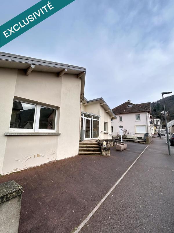 Local commercial - 135 m² - 3 pièces