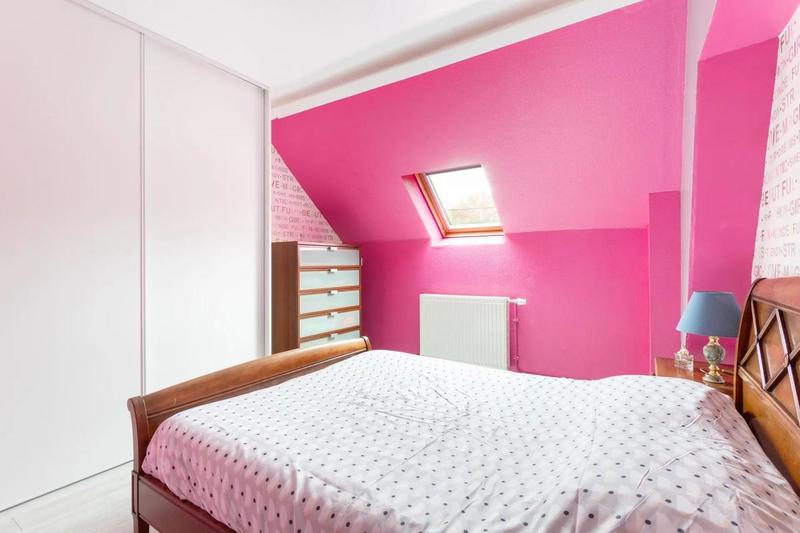 Maison - 280 m² - 10 pièces