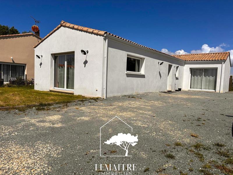 Maison - 105 m² - 4 pièces