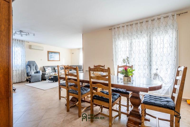 Maison - 195 m² - 6 pièces