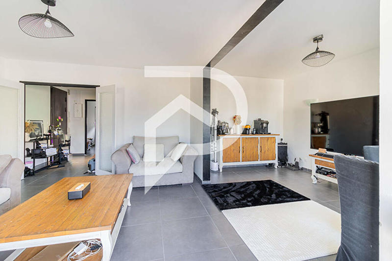 Appartement - 108 m² - 4 pièces