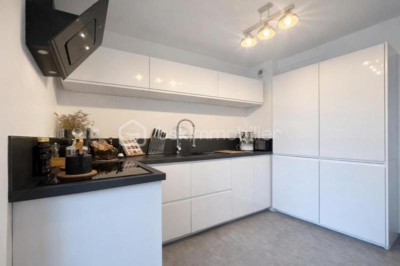 Appartement - 70 m² - 4 pièces