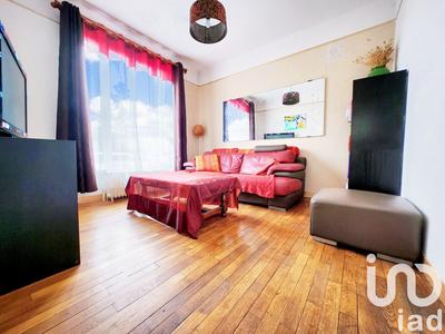 Maison - 94 m² - 5 pièces