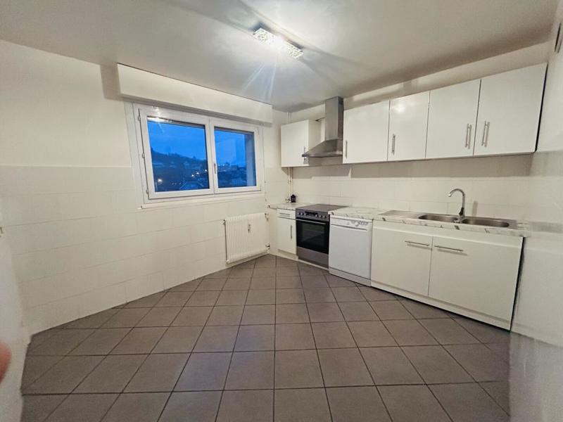 Appartement - 81 m² - 4 pièces