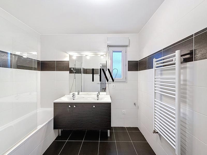 Appartement - 83 m² - 4 pièces