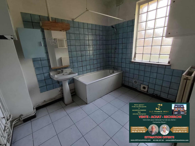 Maison - 110 m² - 8 pièces