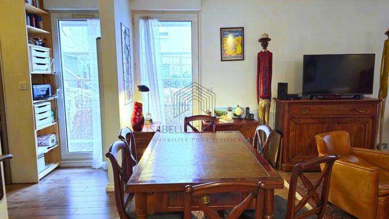 Appartement - 64 m² - 3 pièces