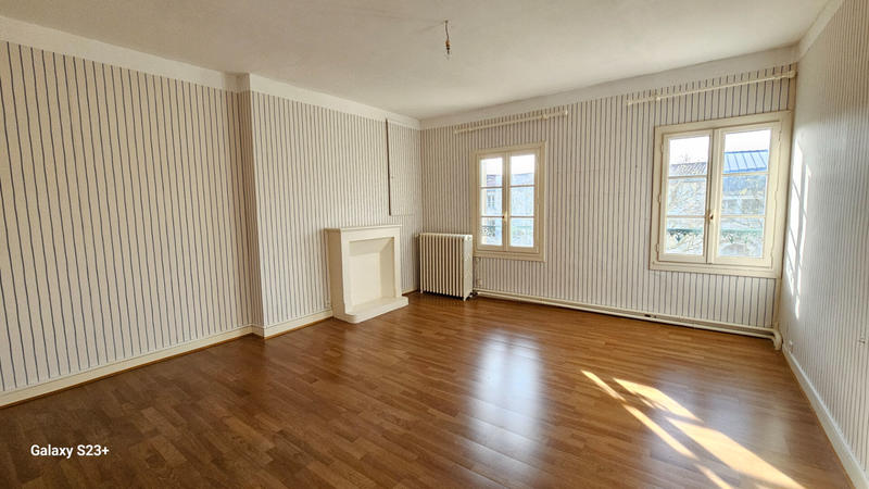 Maison - 195 m² - 9 pièces