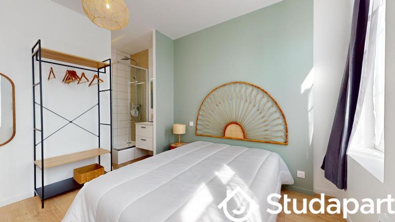 Chambre - 12 m² - 1 pièce