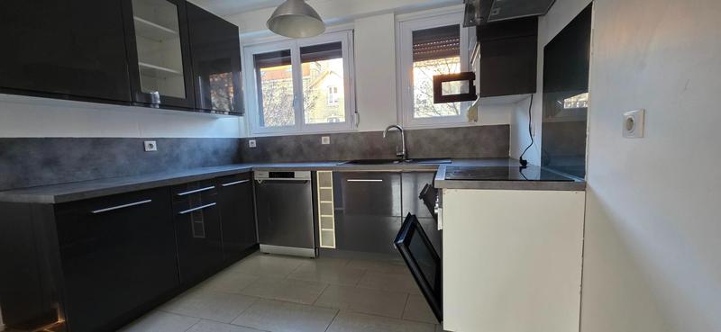 Appartement - 135 m² - 5 pièces