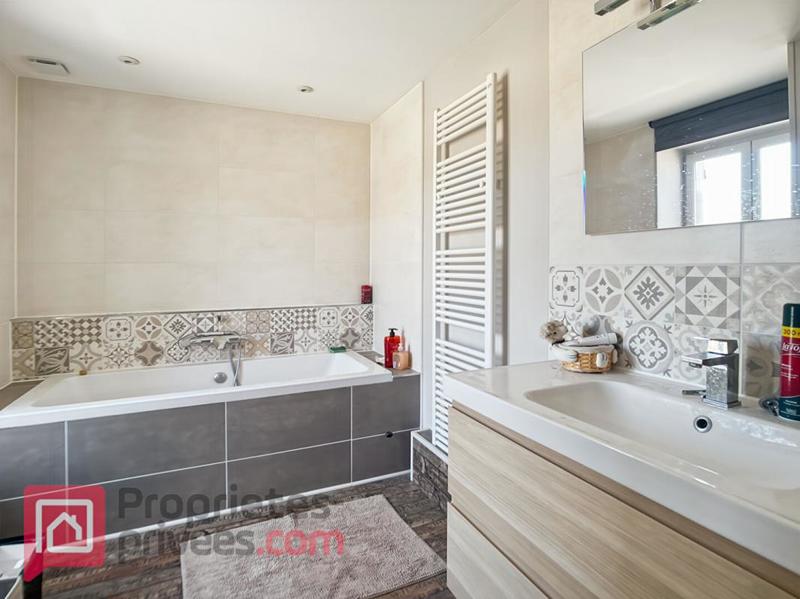 Maison - 145 m² - 7 pièces