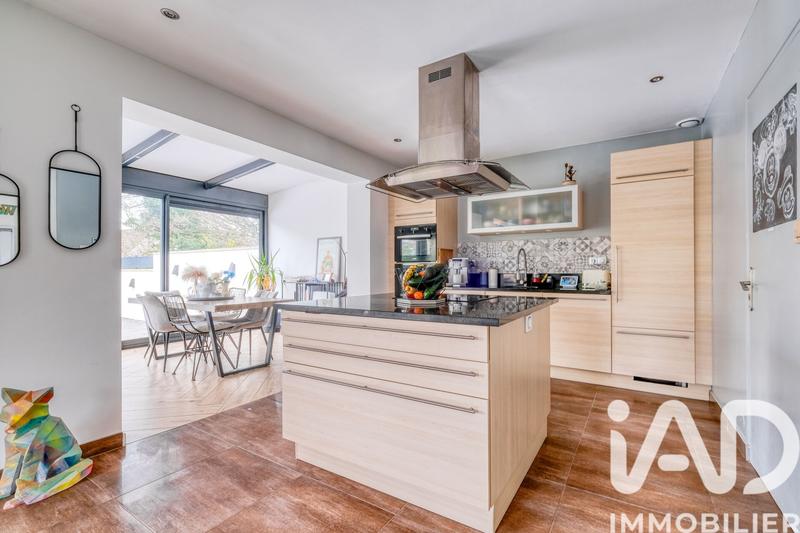 Maison - 131 m² - 6 pièces